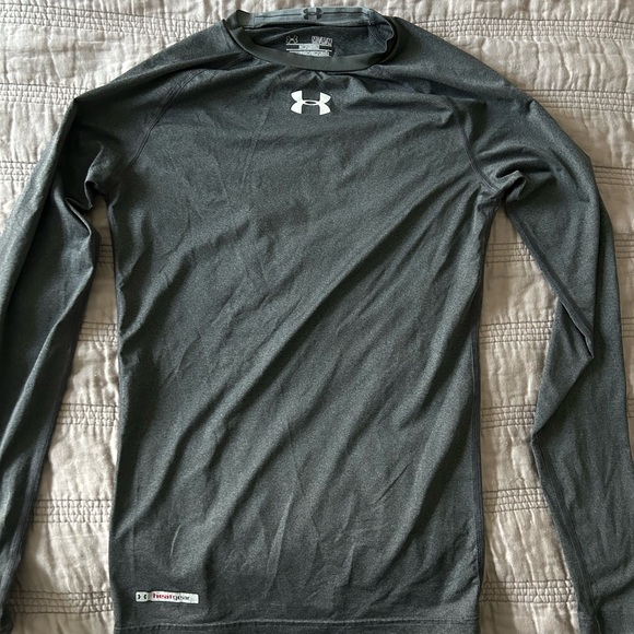 Under Armour Men's Dark Gray Long Sleeve Tee - Picture 1 of 6